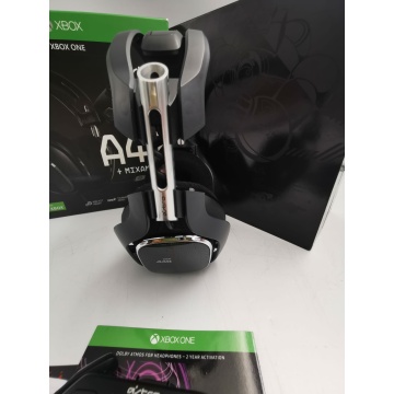 ASTRO Gaming A40 TR Gaming Headset mit Kabel MixAmp M80 Kompatibel mit Xbox Series X|S Xbox One Schwarz Silber – Bild 3